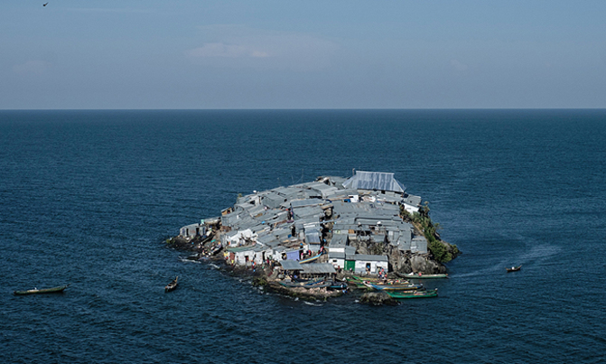 Migingo Island: a rocky Uganda-Kenya marriage Migingo Island: a rocky Uganda-Kenya marriage