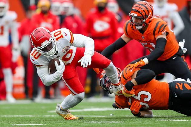 Chiefs' Clyde Edwards-Helaire, Tyreek Hill downgraded