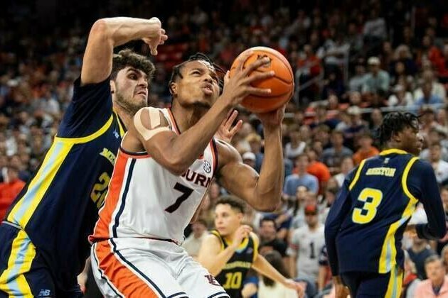 Keyshawn Hall, No. 22 Auburn intent to heat up vs. Wofford