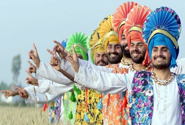 Punjabi traditional folk dance Bhangra captivates global audience