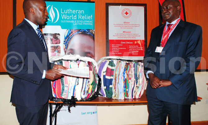 Lutheran world relief donates items to Red Cross Lutheran world relief donates items to Red Cross