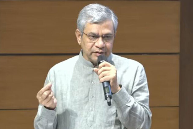 Cabinet announces projects worth Rs 4,703 Cr for Ahmedabad Metro Extension, Amaravati Office and Housing Complexes