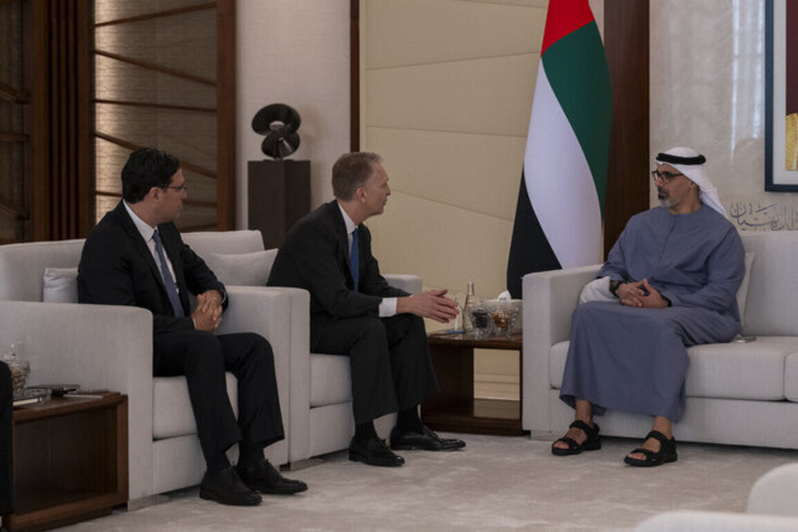 Khaled bin Mohamed bin Zayed meets CEO of Brookfield Corporation