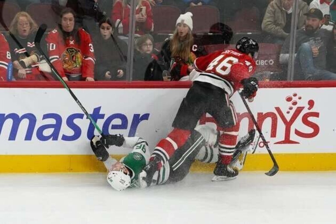 After rare loss, Stars must solve unlikely nemesis Blackhawks