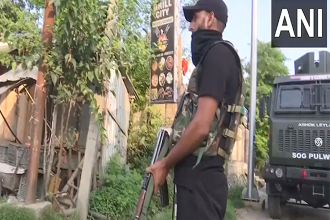 J-K: Operation continues for fourth day in Kulgam, one terrorist neutralised