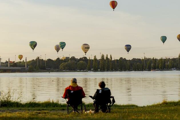 Album: Colorful skyline in Canberra Balloon Spectacular