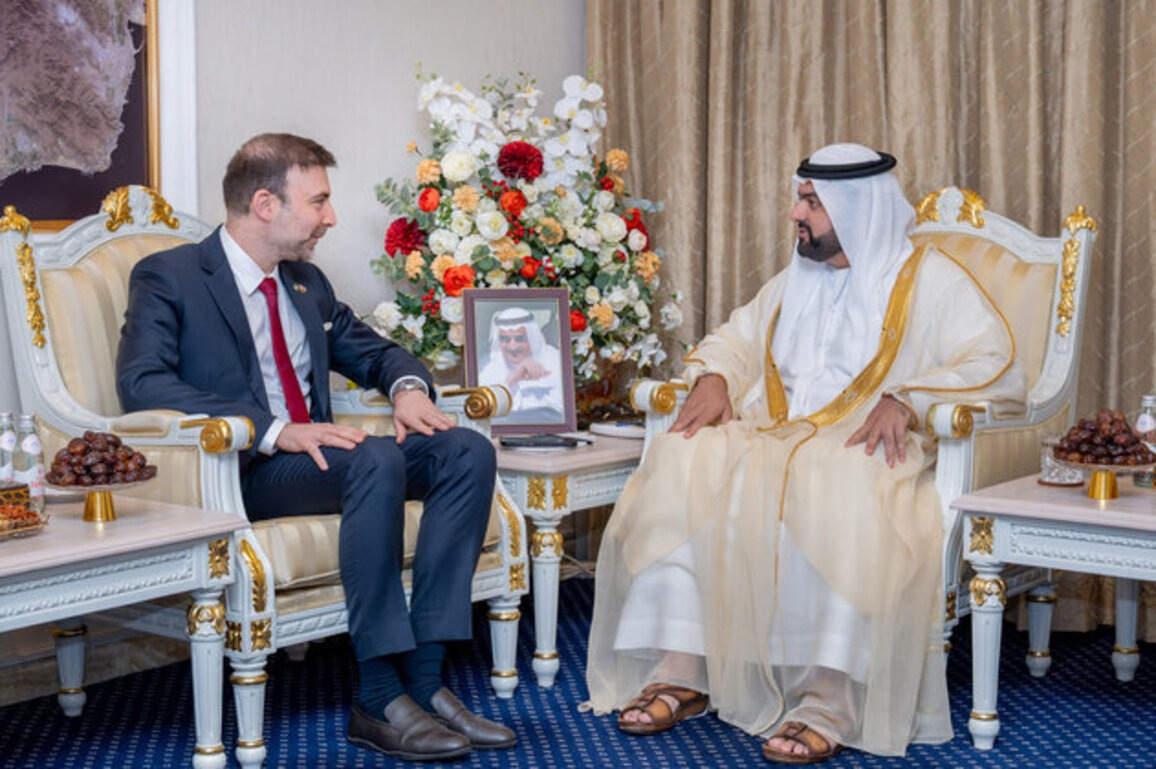 Crown Prince of Fujairah receives ambassadors of Ecuador, Mongolia, Lebanon
