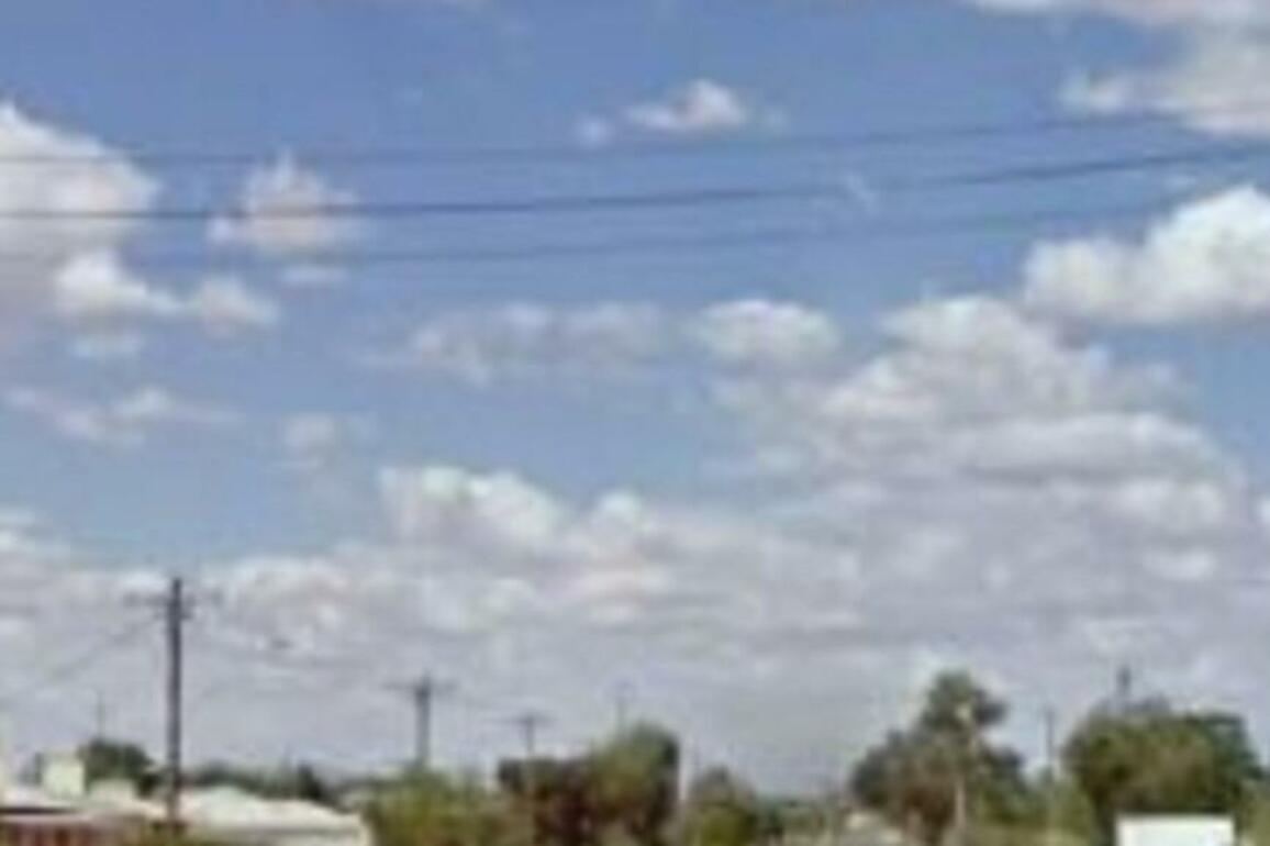 Boy, 12, assisting police after 36yo man fatally stabbed at Broken Hill