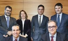  Acciona signs with Spanish bank to fund the Mt Gellibrand wind farm.