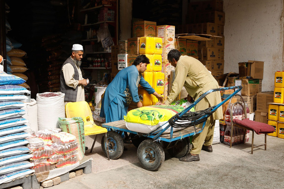 WFP reports soaring food prices in Kabul amid border closures, fuel hikes