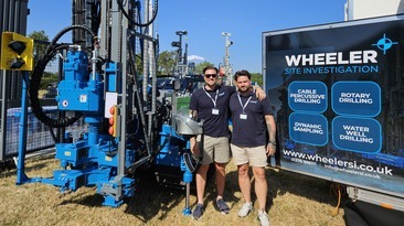 Jack Wheeler (left) and Mitch Yeo with the new rig