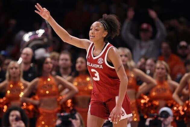 Women's Top 25 roundup: No. 24 Michigan St. tops No. 15 Ole Miss in tourney final