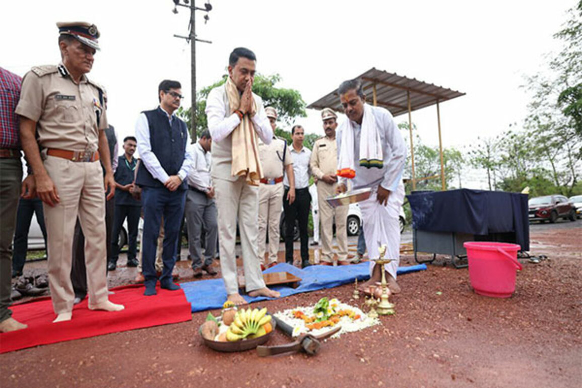 Goa CM Pramod Sawant lays foundation for IOCL Pump, inuagurates projects in Colvale Jail