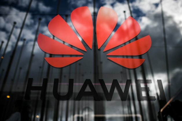 US Extends License For Businesses to Work With Huawei by 90 Days