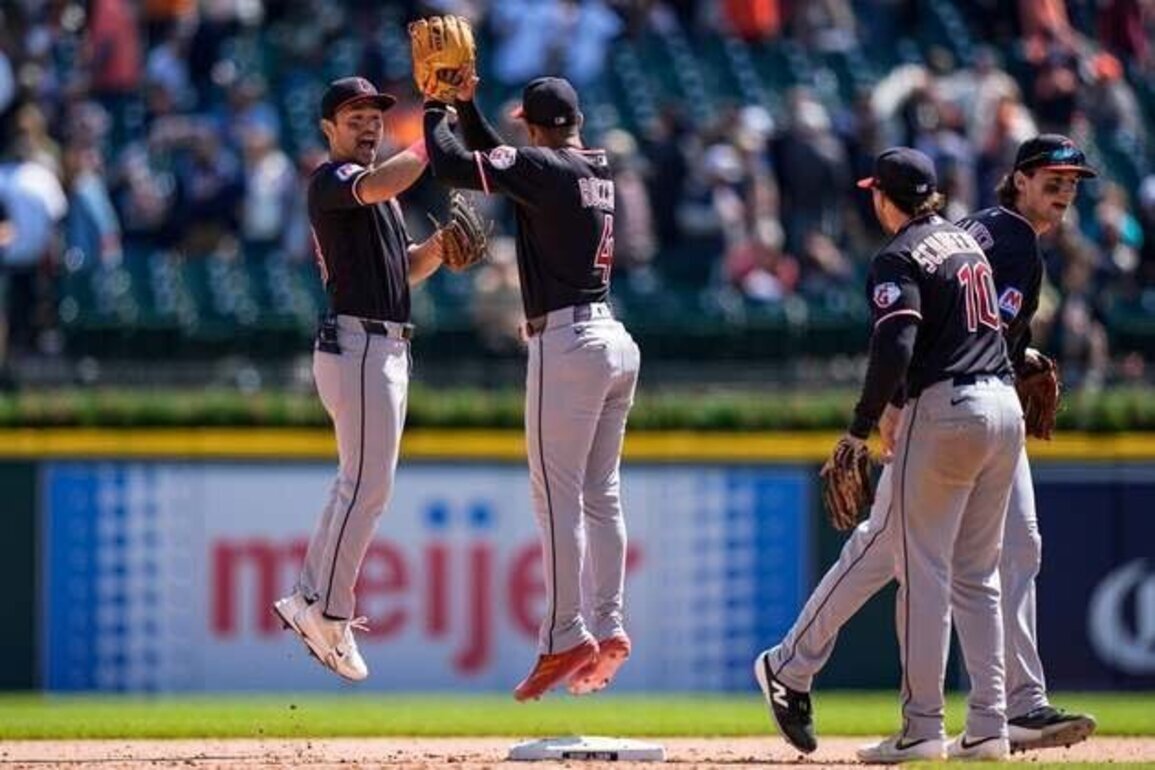 MLB roundup: Guardians complete 4-game sweep of Tigers