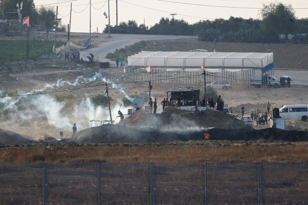 Three Palestinians Wounded in Clashes on Israel-Gaza Border