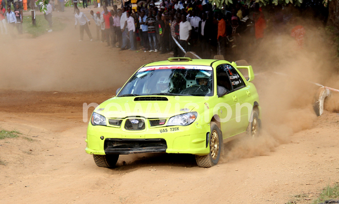 Its Ssebuguzi vs Suzan Muwonge in Autocross Its Ssebuguzi vs Suzan Muwonge in Autocross