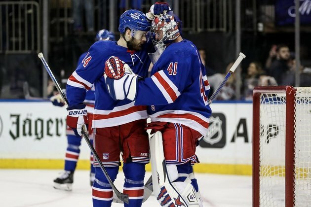 NHL roundup: Streaking Rangers blow by Predators