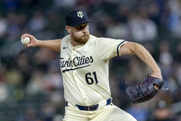 Dodgers reacquire RHP Brock Stewart in deal with Twins