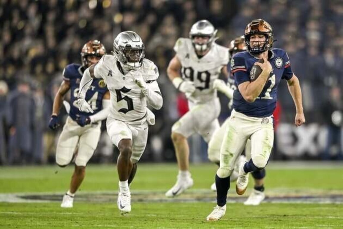 Opt-out-battered Cincinnati hopes to hold off Navy in Liberty Bowl