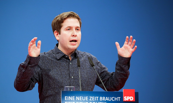German leftist rebels fight to sink Merkel power pact German leftist rebels fight to sink Merkel power pact