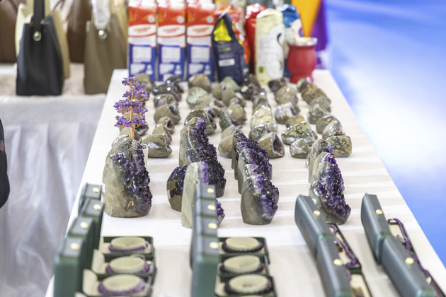 CHINA-CHONGQING-INVESTMENT AND TRADE-FAIR-URUGUAY-GEMSTONES (CN)