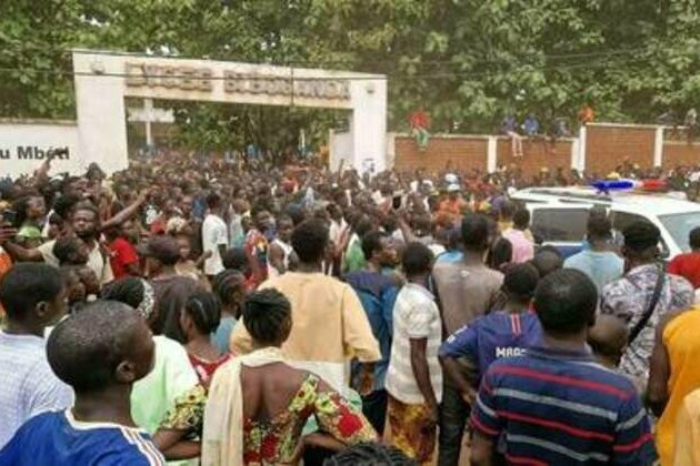 Dozens killed in high school stampede in African country (VIDEO)