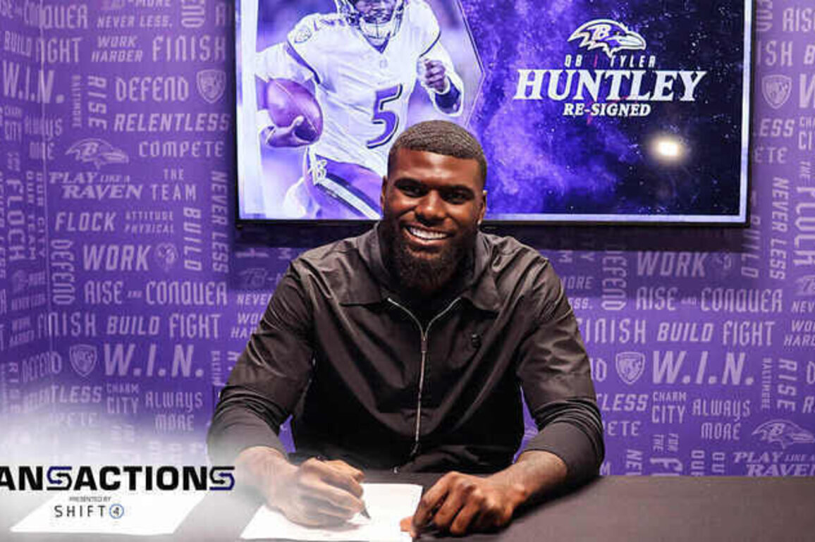 Ravens Re-Sign Tyler Huntley