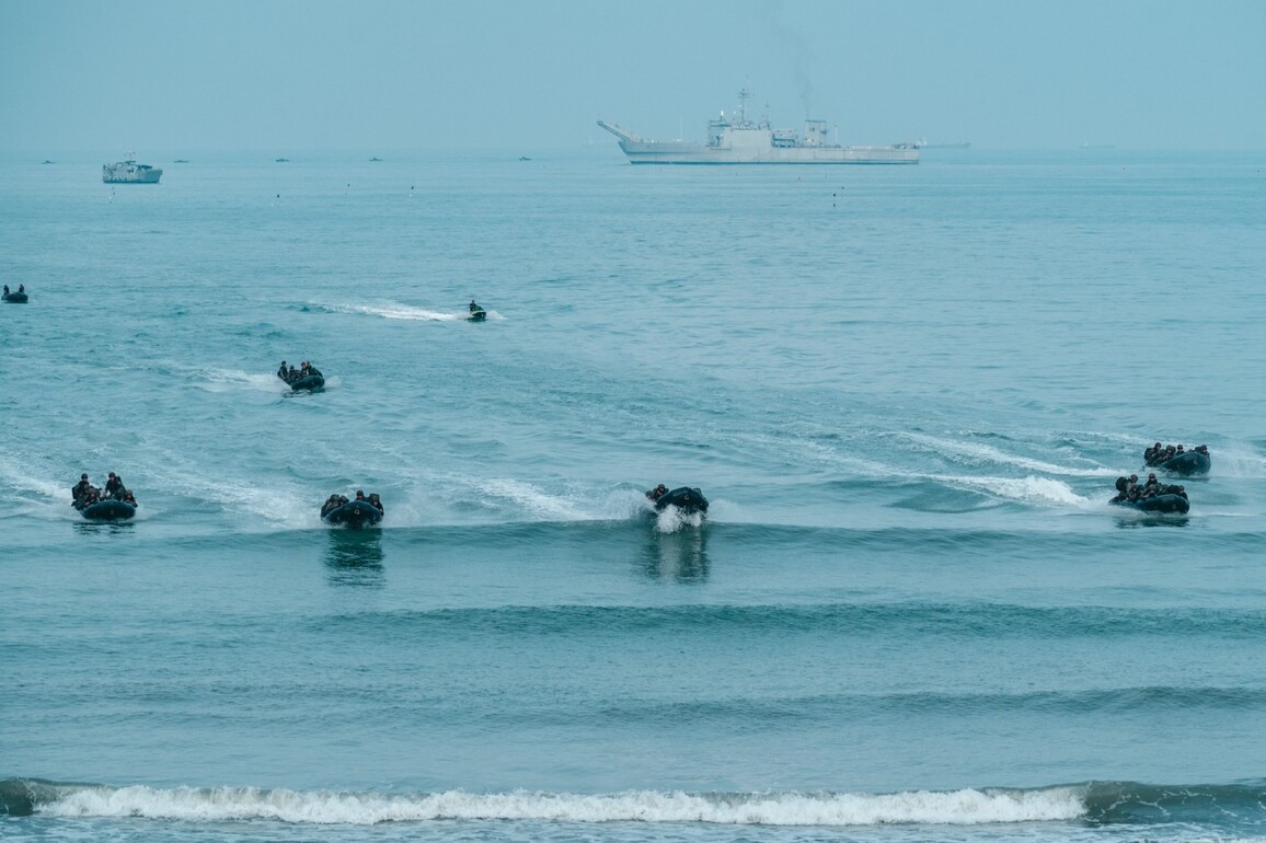 Taiwan detects 8 Chinese sorties, 6 naval vessels, official ship around its territory