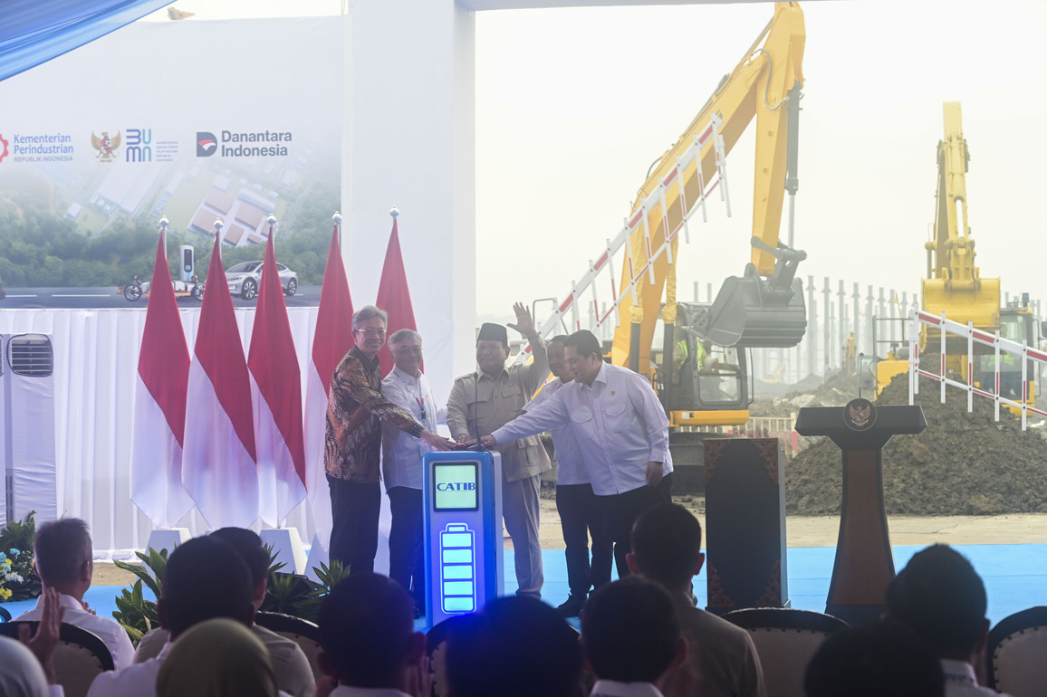 INDONESIA-WEST JAVA-INDONESIAN PRESIDENT-MAJOR EV BATTERY PROJECT
