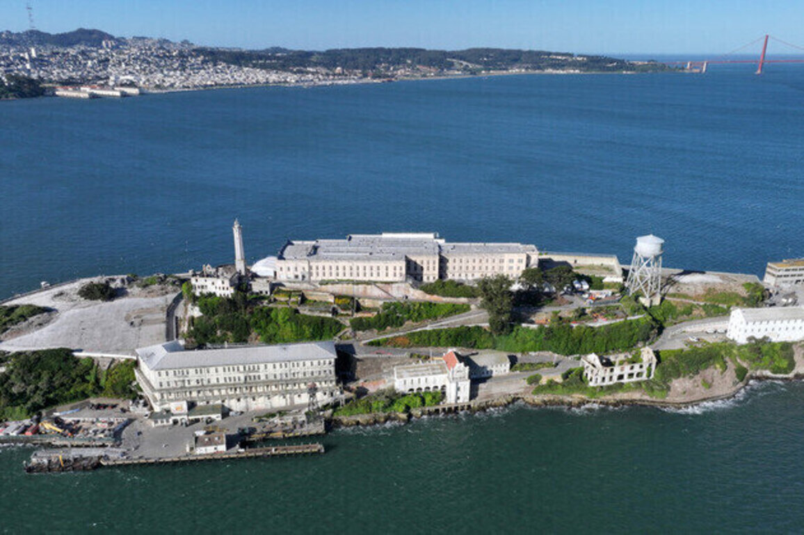 Trump wants $152 mn to reopen Alcatraz prison