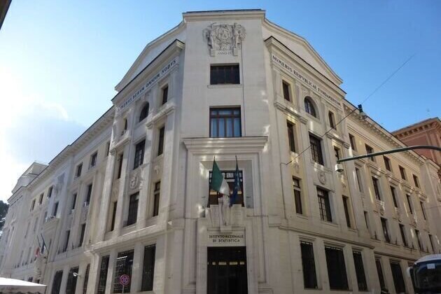 Italy's budget deficit of 3.1% exceeds EU ceiling