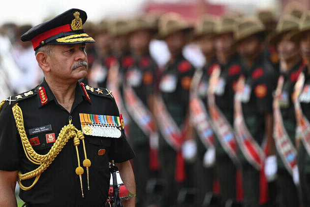 Indias army chief inspects new combat drones 