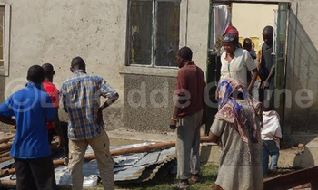 Ebimu ku bizimbe enkuba bye yatikuddeko amabaati Ebimu ku bizimbe enkuba bye yatikuddeko amabaati