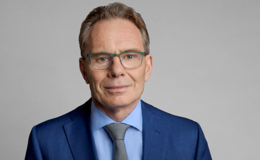 Shell chair urges Australia to grab LNG opportunity with both hands