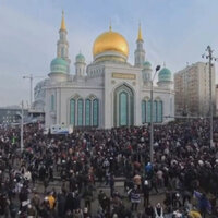 Muslims mark end of Ramadan in Moscow 