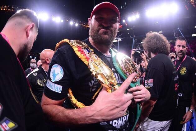 Tyson Fury unretires again, plans to fight in 2026