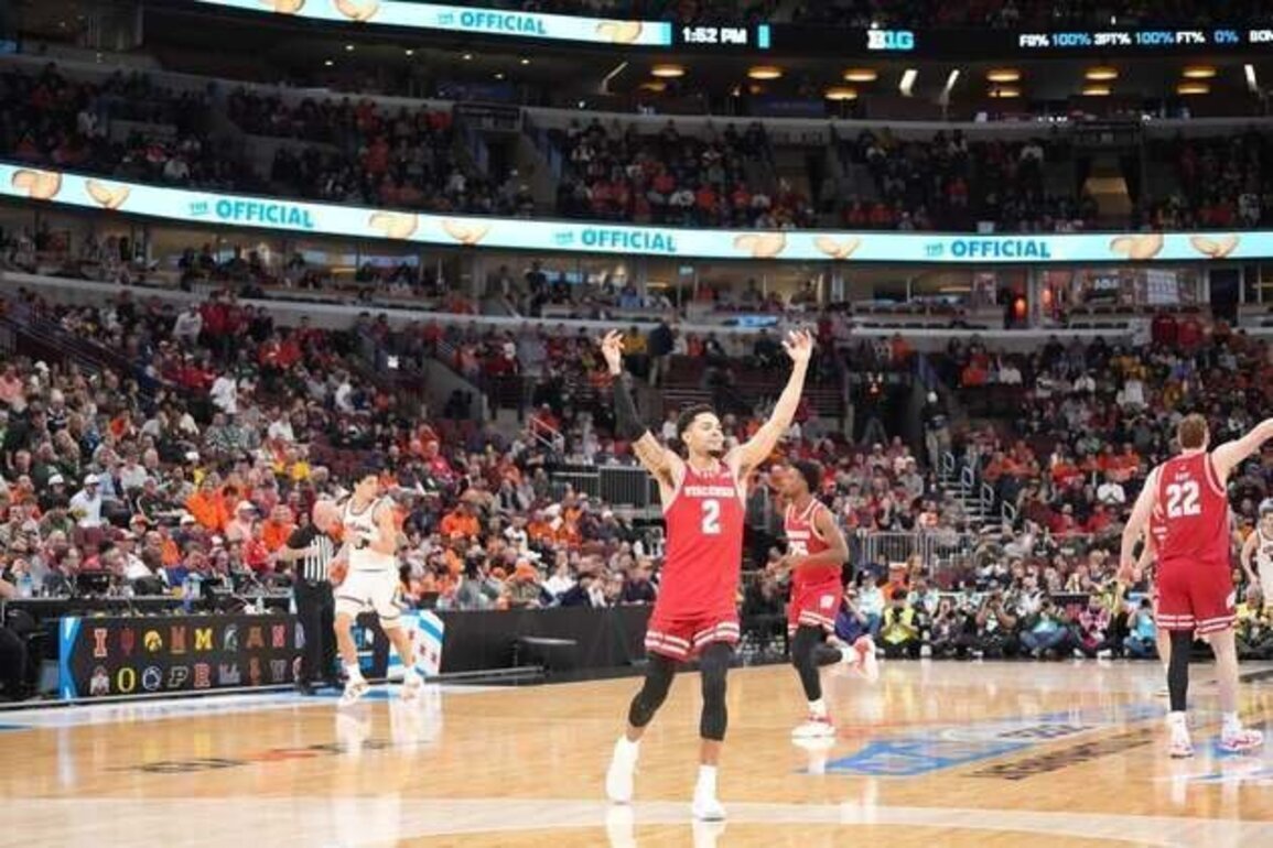 Guards drive Wisconsin past Illinois in OT