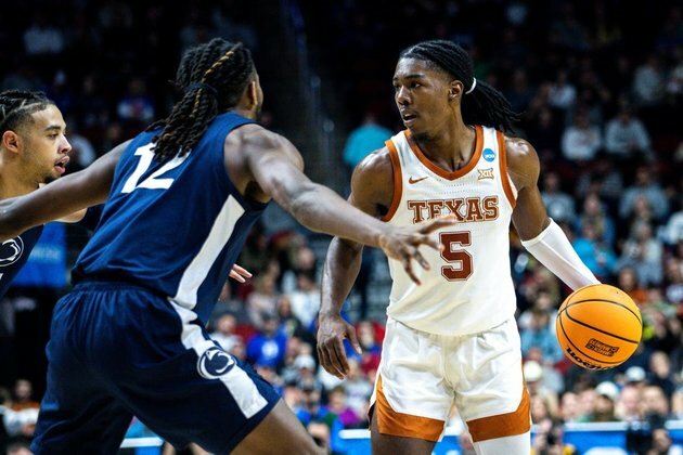 Dylan Disu drops 28, No. 2 seed Texas punts Penn State