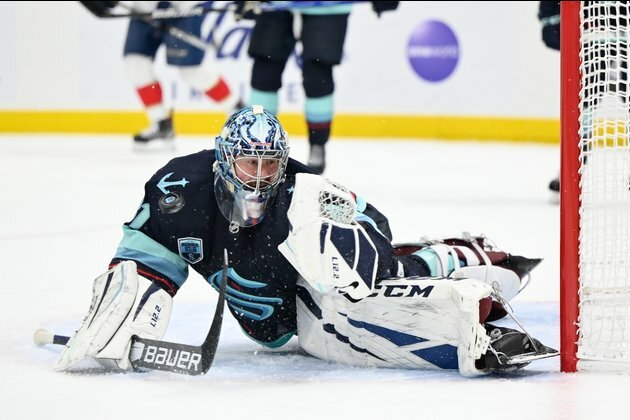 Philipp Grubauer on a roll, leads Kraken against Predators