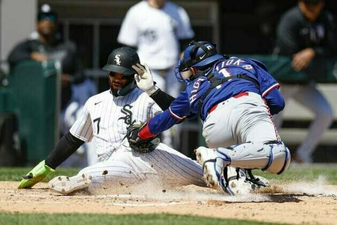 Rangers edge White Sox 5-4 to end six-game skid