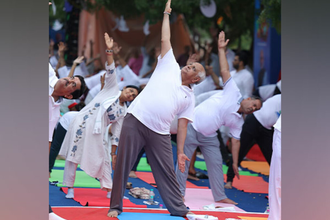 International Yoga Day celebrated at Sharmistha Lake in Vadnagar; hometown of PM Modi