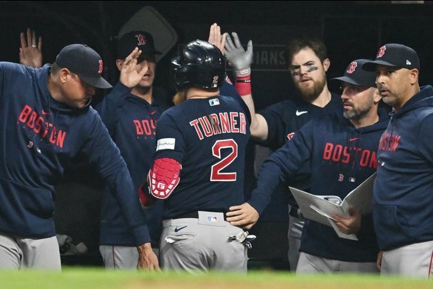 Red Sox rally late to beat Guardians, end skid