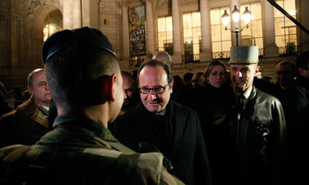 Francois hollande 350x210