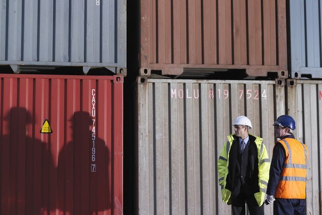 UK trade gap with EU grows wider data
