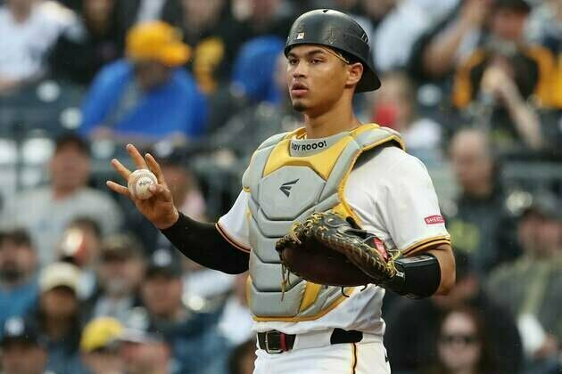 Pirates placing C/1B Endy Rodriguez (finger) on IL