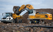  The R 976-E electric crawler excavator replaces the ER 974 B 