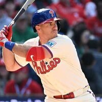 Report: Phillies C J.T. Realmuto heading to injured list
