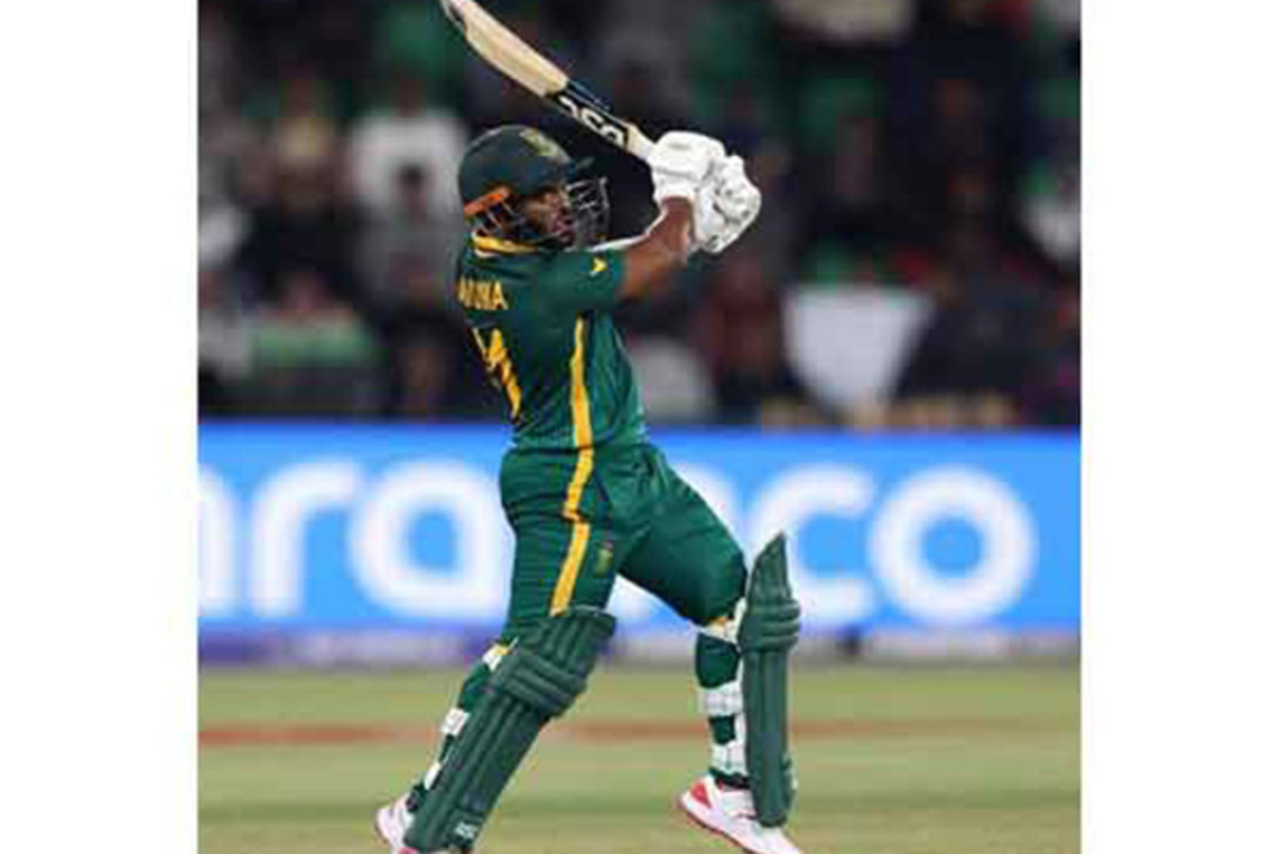"I think he's a fantastic leader", Vernon Philander backs Temba Bavuma
