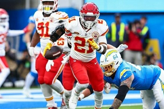 Chiefs Sign Veteran Safety Mike Edwards